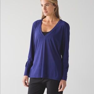 Lululemon BLACK Get Low Longsleeve Top Size 6